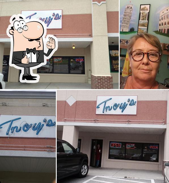 Troy's Steak Subs & Pizza