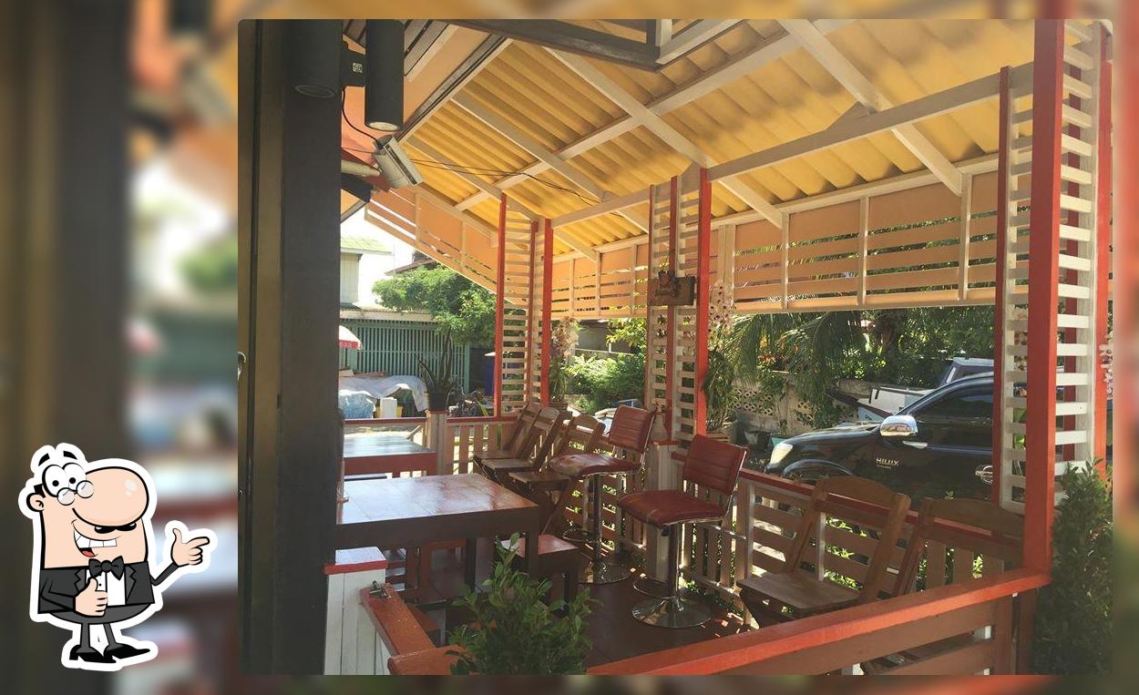 ร้านบ้านการ์ตูน