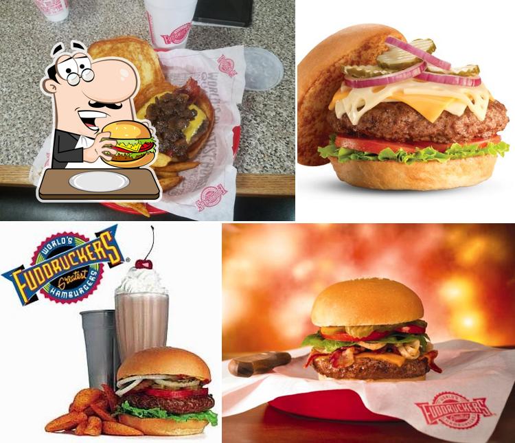 Fuddruckers