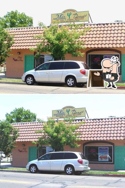 Mar Y Tierra Restaurant