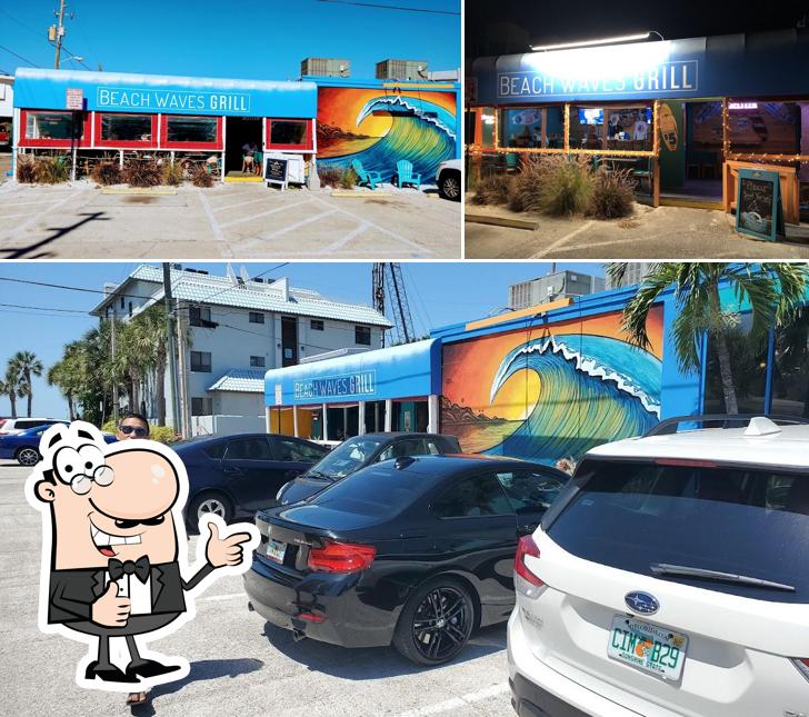 Beach Waves Grill