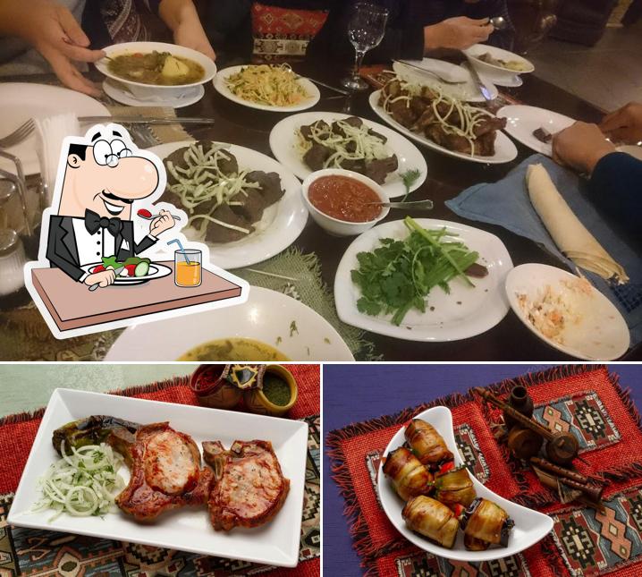 Свиные отбивные в "Ноеве ковчег"