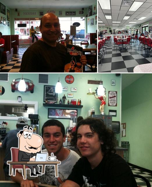 Boomarang Diner Purcell