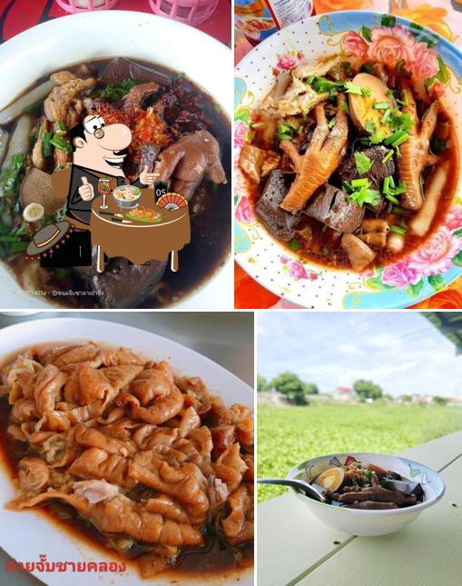 ร้านก๋วยจั๊บชายคลอง แม่ละเอียด