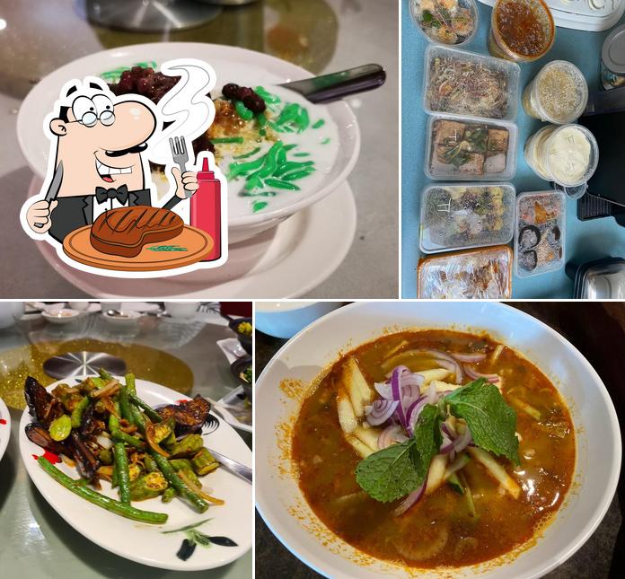 Laksa Village