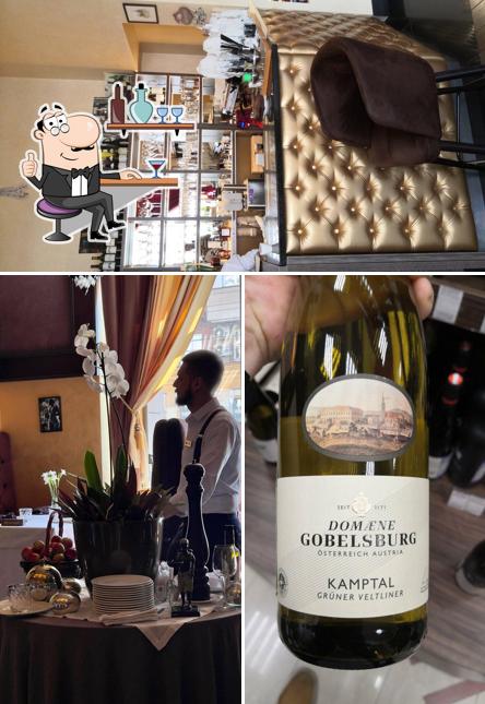 Посмотрите на внутренний интерьер "Винотеррия"