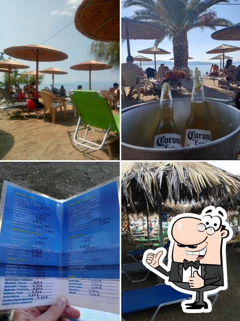 Beach bar cafe ompreles
