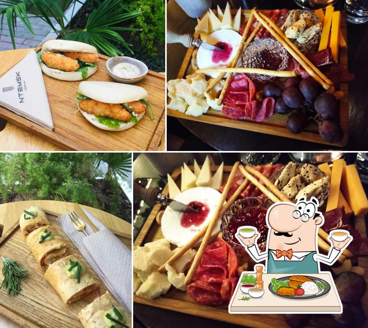 Ntemek Cafe Bar