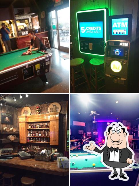 Laci’s Halftime Sports Bar and Grill
