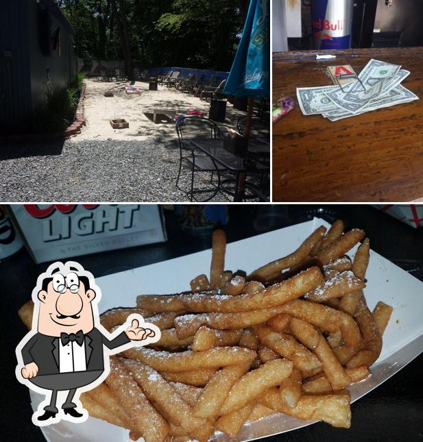 creek side bar and grill