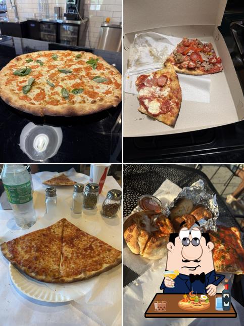 Paulie's Pizzeria