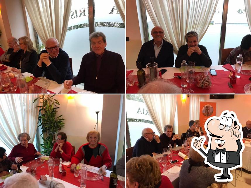 La Famiglia Rhodense