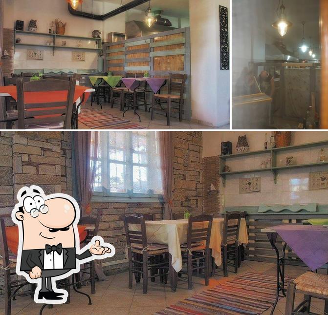 Evinos Taverna
