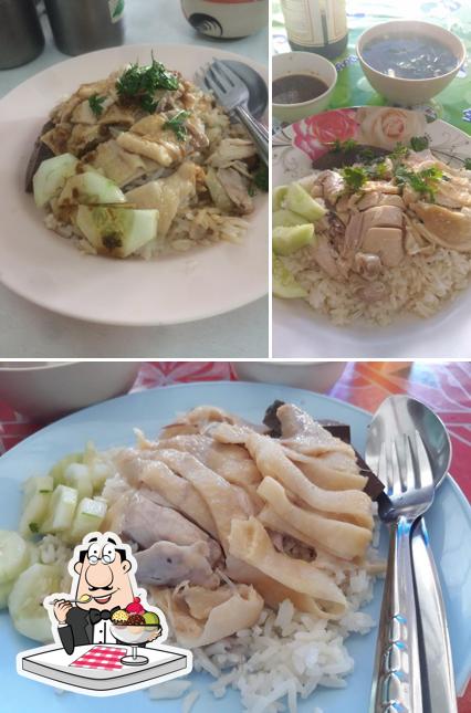 Hainanese Chicken Rice Restaurant