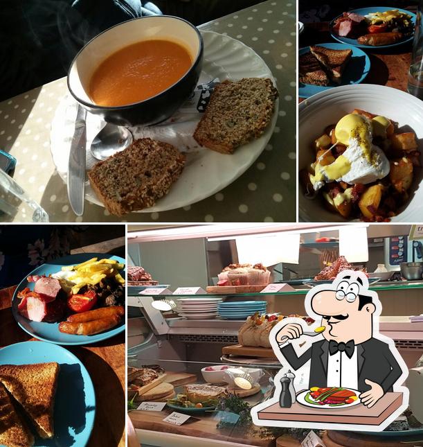 Mad Hatter Café