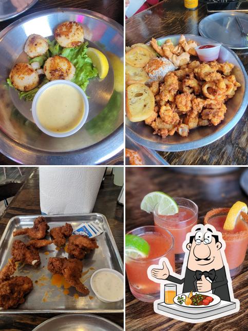 Shuckin' Shack Oyster Bar
