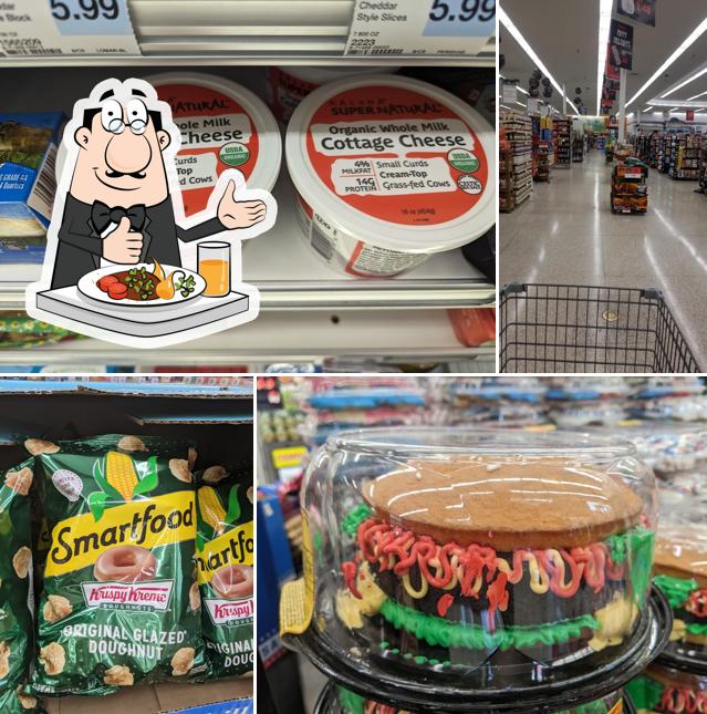 Hy-Vee Grocery Store