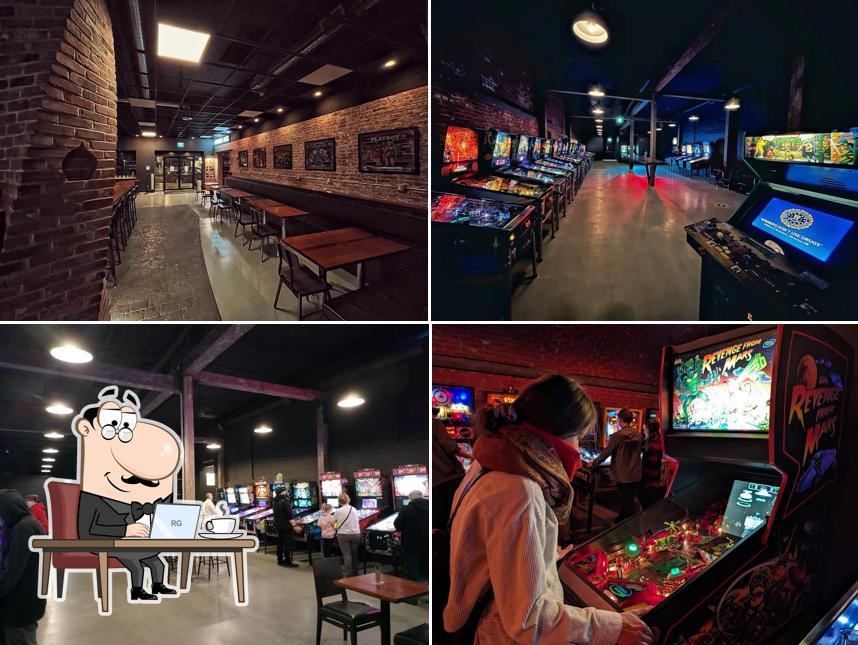 Pinhalla Pinball Pizzeria
