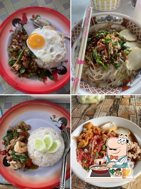 ร้าน ฉุน เตี๋ยวตามสั่ง
