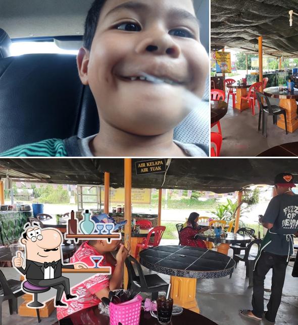 Kedai Makan Mawar
