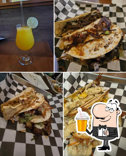 Taco Chinoz & Bar