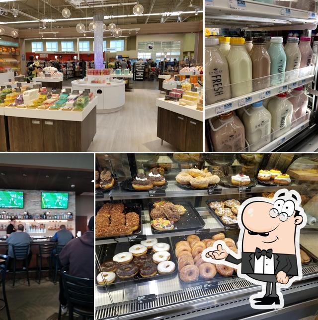 Hy-Vee Grocery Store