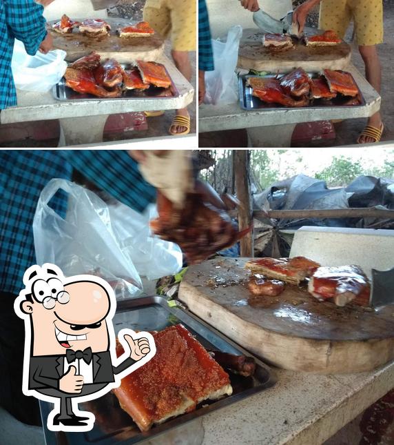 ร้านแดงหมูหัน(เจ้าเก่า)