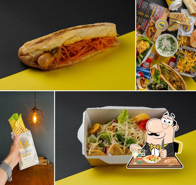 Сэндвич с рваной свининой в "Шаурме"