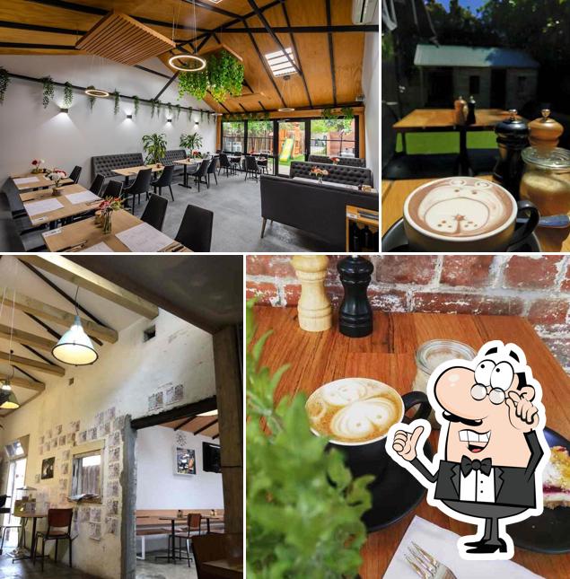 Cafe Omnia - Cafe & Events Space