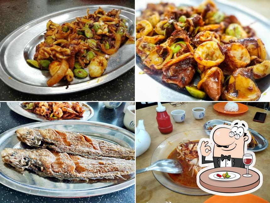 Merlin Asam Fish Restaurant • Muar