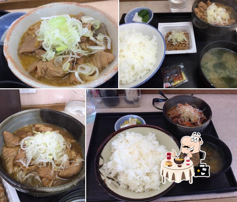 もつ煮専門店 菜嘉村（なかむら）