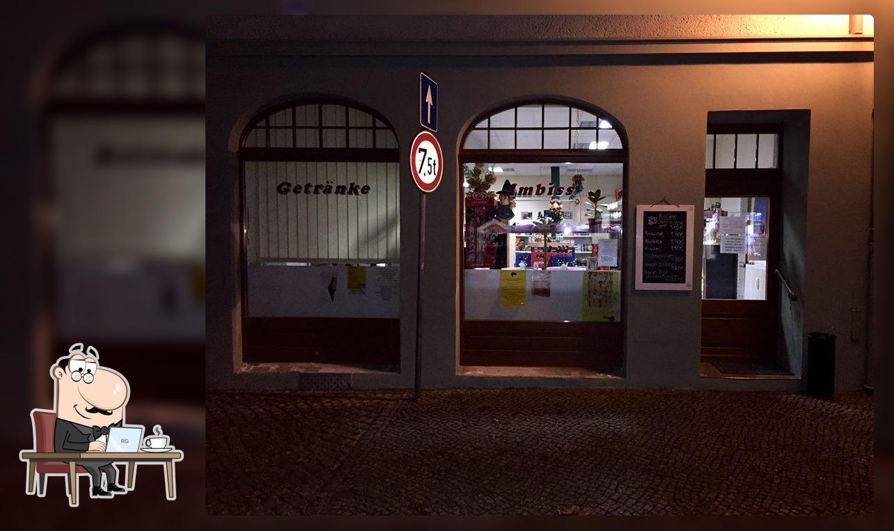 Imbiss und Getränke