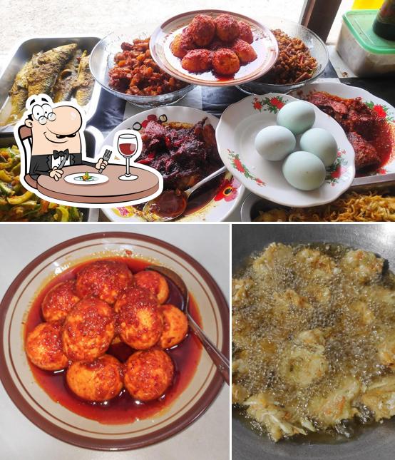 Warung Bu Suharti