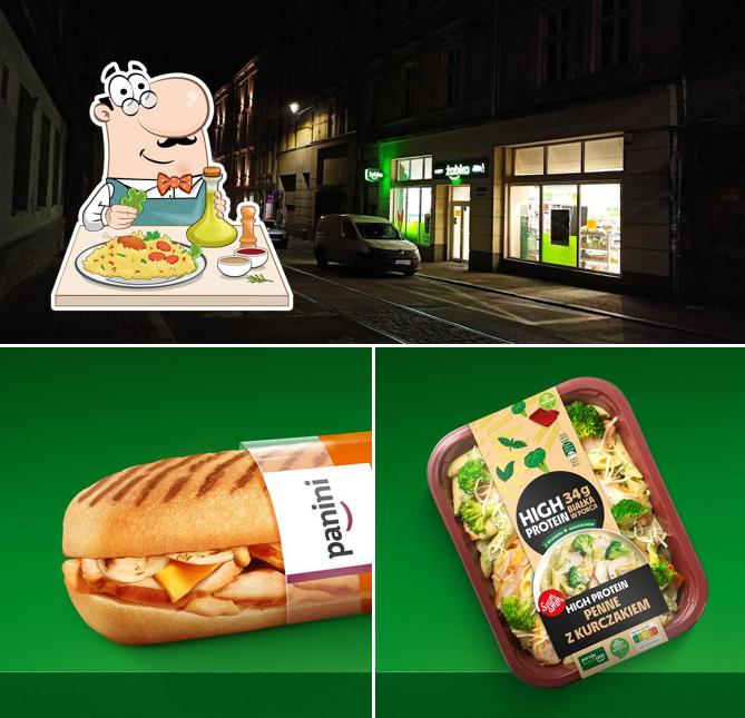 Żabka Prosto z pieca