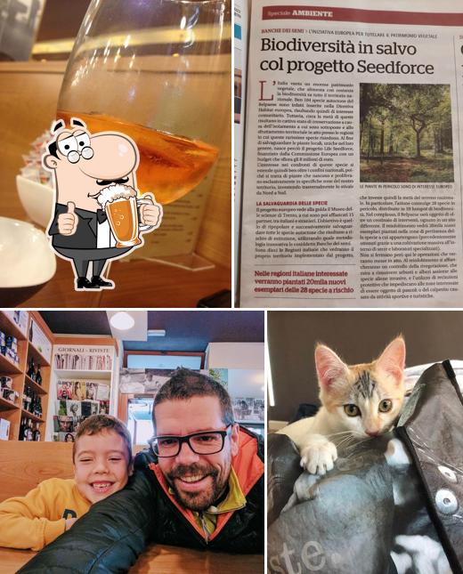 Giornale & Caffè Dersut di Tam Consuelo