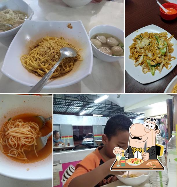 Mie Baso Samudra