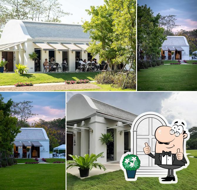By The Hill Cafe & Manasikarn Hall Reception