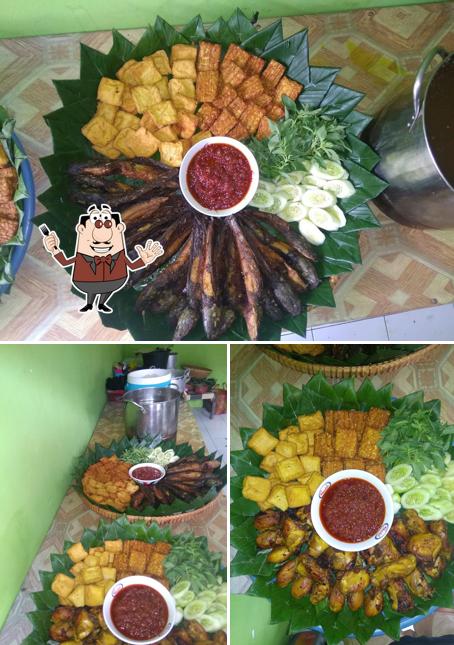 Wr.Makan Bu Rifa