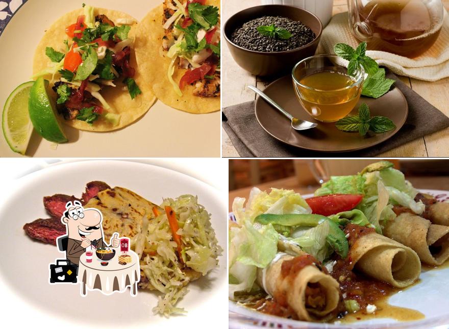 3 Nopales Mexican Salvadorian Restaurant