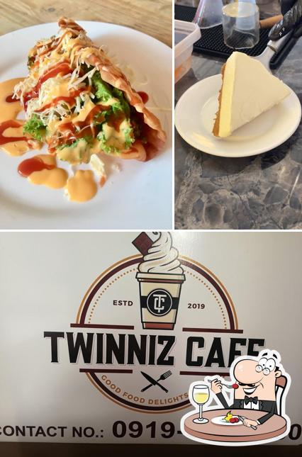 TWINNIZ CAFE