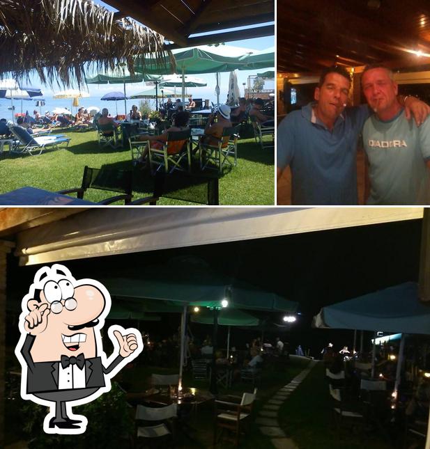 Waves Beach Bar