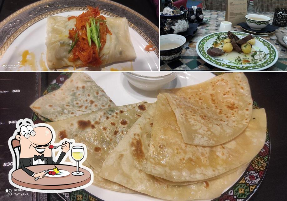 Еда в "Чайхане Дуслык"