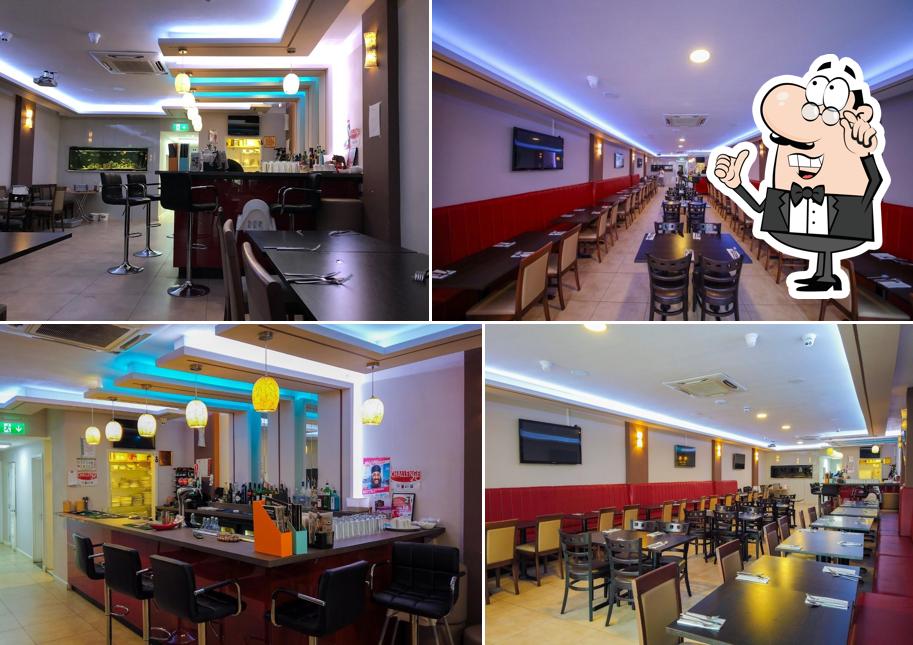 Parathas Lounge