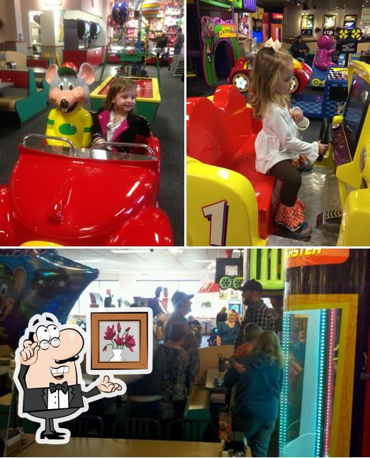 Chuck E. Cheese's