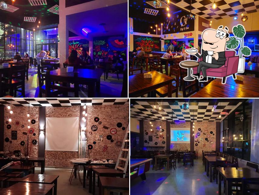 Gringo's cafe & pub