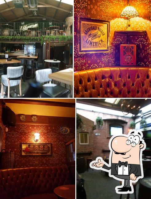 Jerry Flannery's Bar