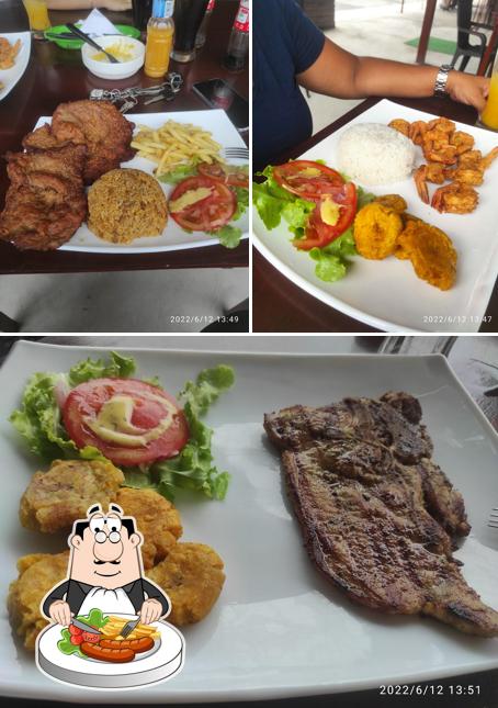 Asados al Carbón & algo más