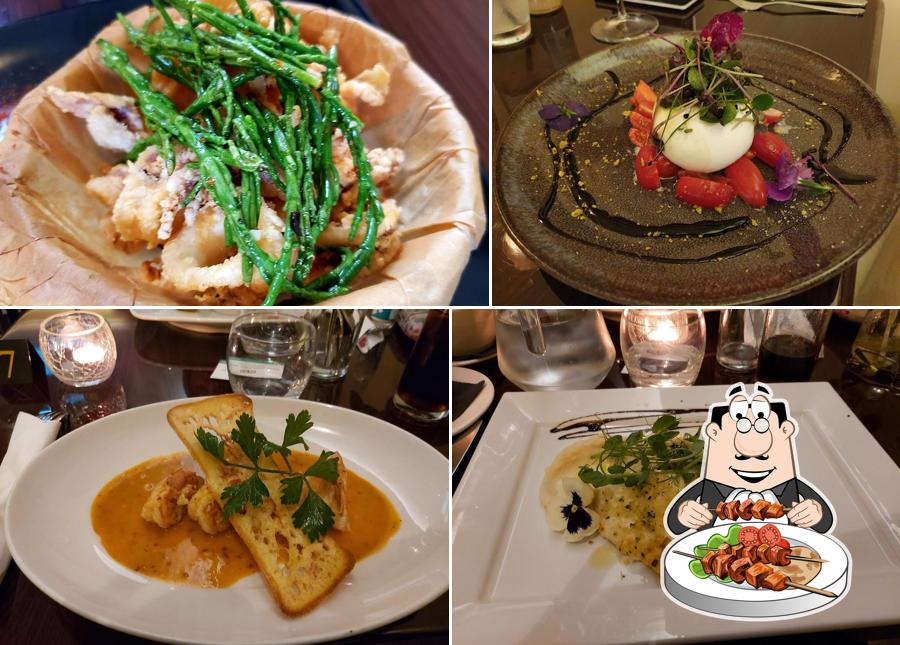 Carriages Bar & Restaurant