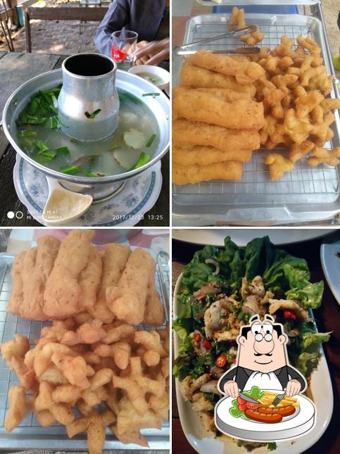 ร้านอาหารโฮมคำ & อีสานชาบู สาขาสิรินธร