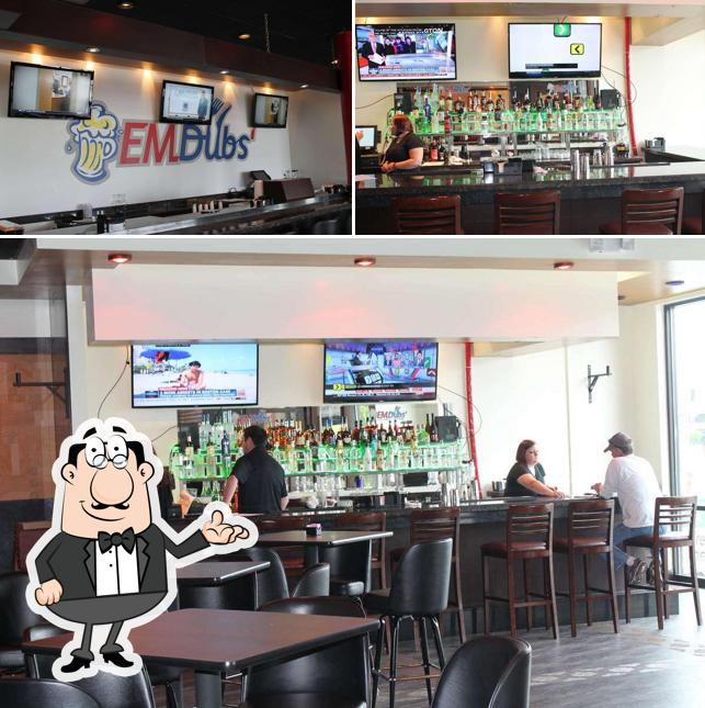 Dubs' Restaurant and Bar